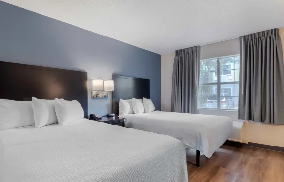 Studio Suite - 2 Full Beds