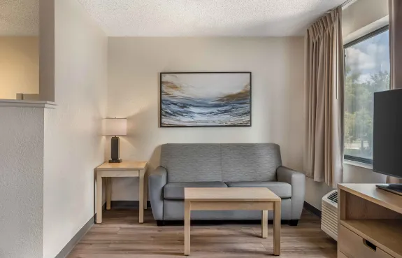 Deluxe Studio - 2 Full Beds