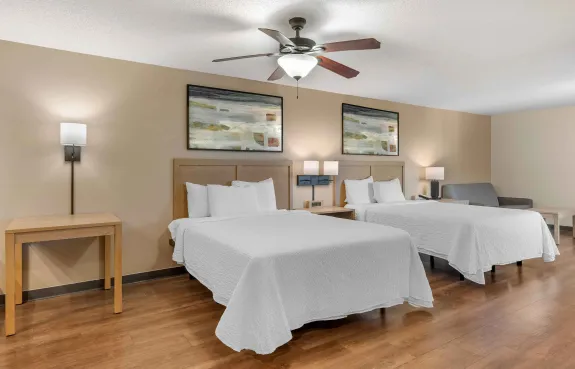 Deluxe Studio - 2 Queen Beds