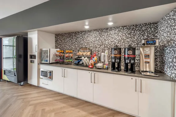 Breakfast Room