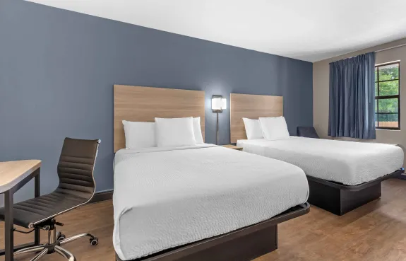 Studio Suite - 2 Full Beds