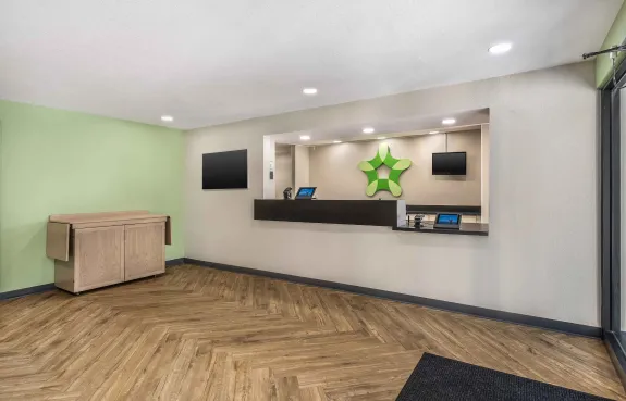 Lobby and Guest Check-in