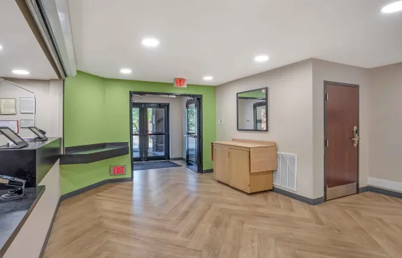 Lobby and Guest Check-in