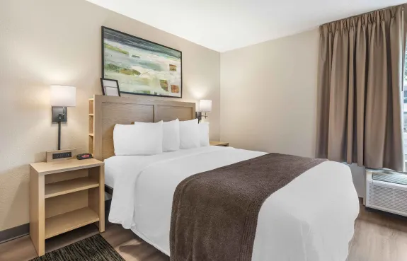 Studio Suite - 1 Queen Bed