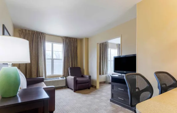 Deluxe Studio - 2 Full Beds