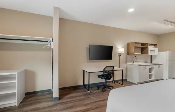 Studio Suite - 1 King Bed
